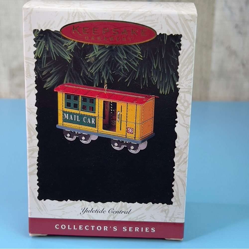 Hallmark Keepsake Ornament Yuletide Central Collectors Series Pressed Tin 1996